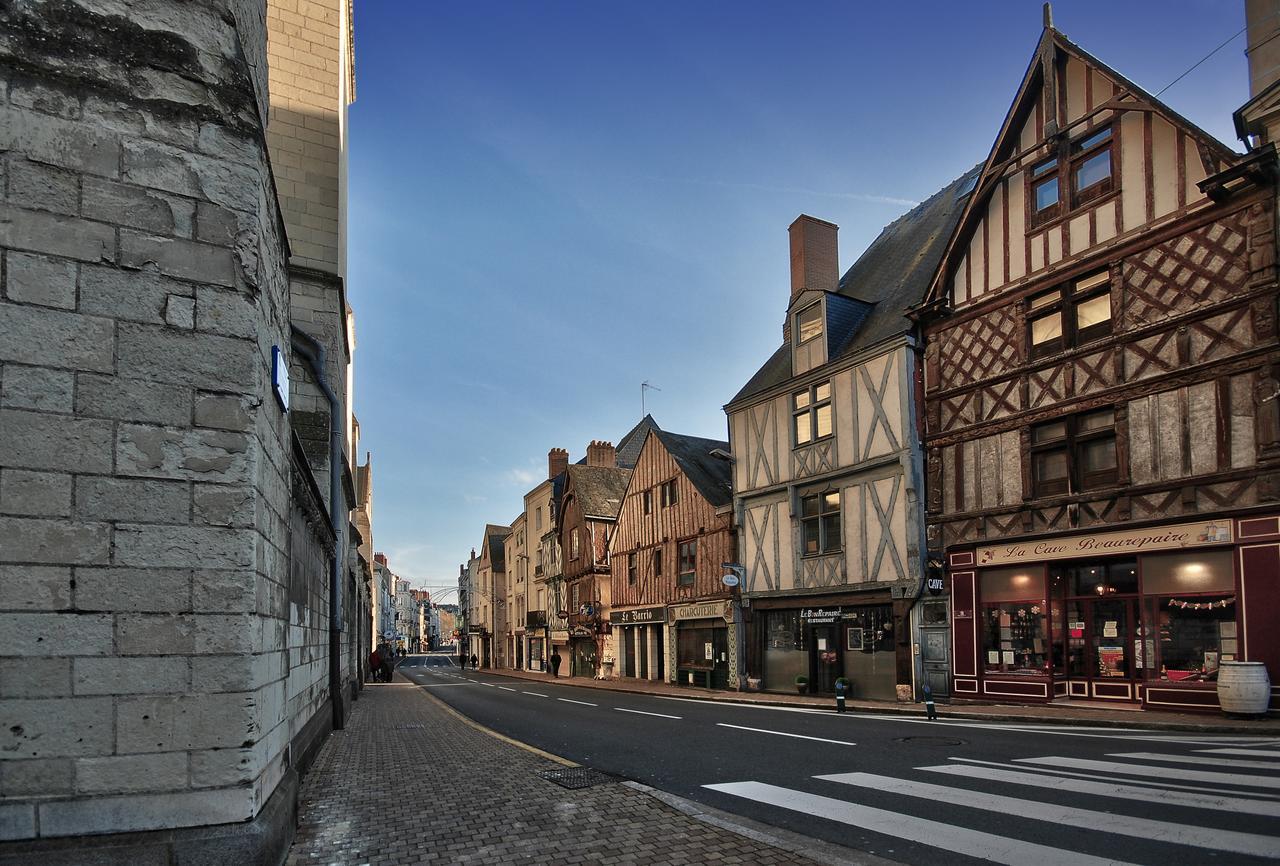 Le Petit Logis De Tinténiac Angers Exterior foto