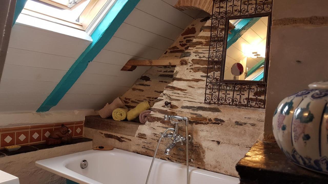 Le Petit Logis De Tinténiac Angers Exterior foto